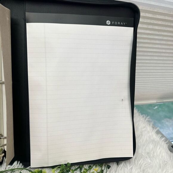 Foray 3 Ring Black Faux Leather Zip Around Padfolio Binder Organizer NEW - Picture 10 of 11
